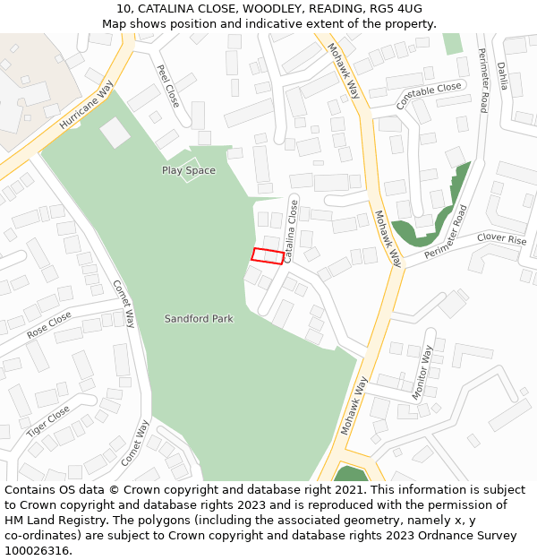 10, CATALINA CLOSE, WOODLEY, READING, RG5 4UG: Location map and indicative extent of plot