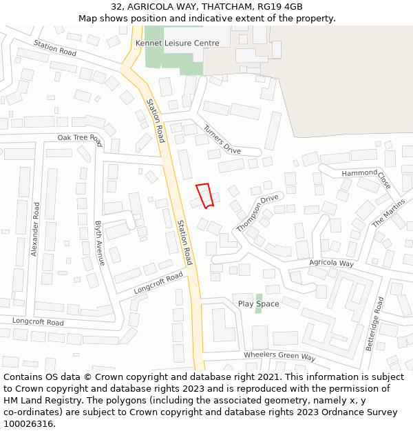 32, AGRICOLA WAY, THATCHAM, RG19 4GB: Location map and indicative extent of plot