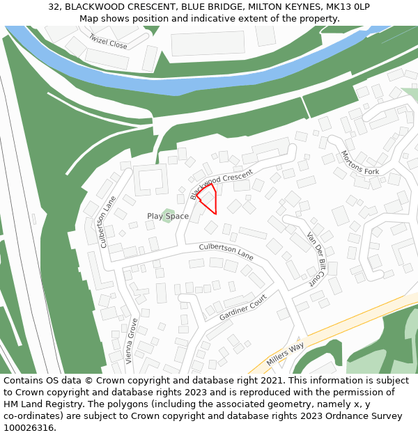 32, BLACKWOOD CRESCENT, BLUE BRIDGE, MILTON KEYNES, MK13 0LP: Location map and indicative extent of plot