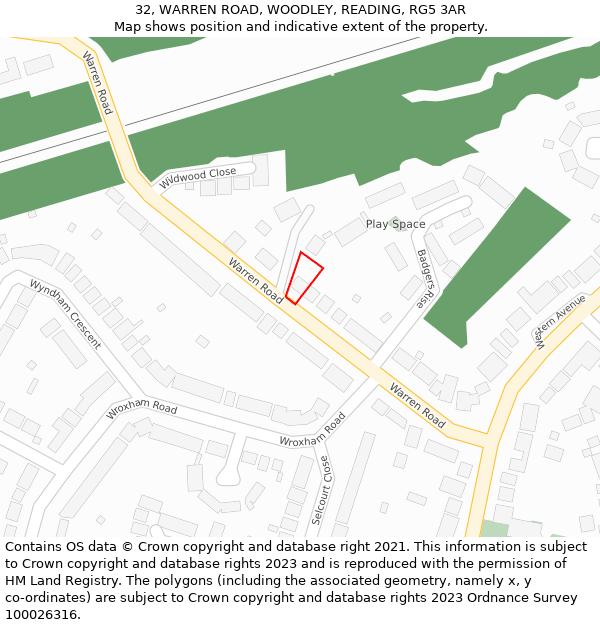 32, WARREN ROAD, WOODLEY, READING, RG5 3AR: Location map and indicative extent of plot