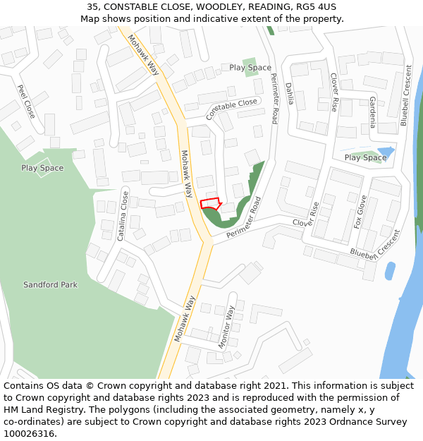 35, CONSTABLE CLOSE, WOODLEY, READING, RG5 4US: Location map and indicative extent of plot