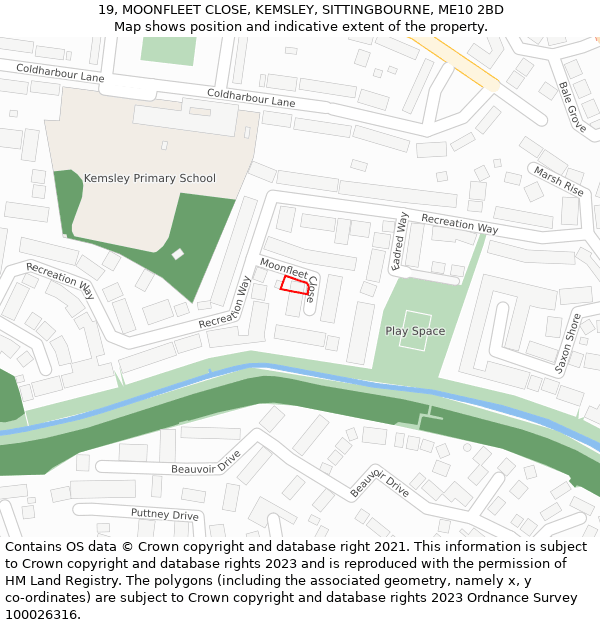 19, MOONFLEET CLOSE, KEMSLEY, SITTINGBOURNE, ME10 2BD: Location map and indicative extent of plot