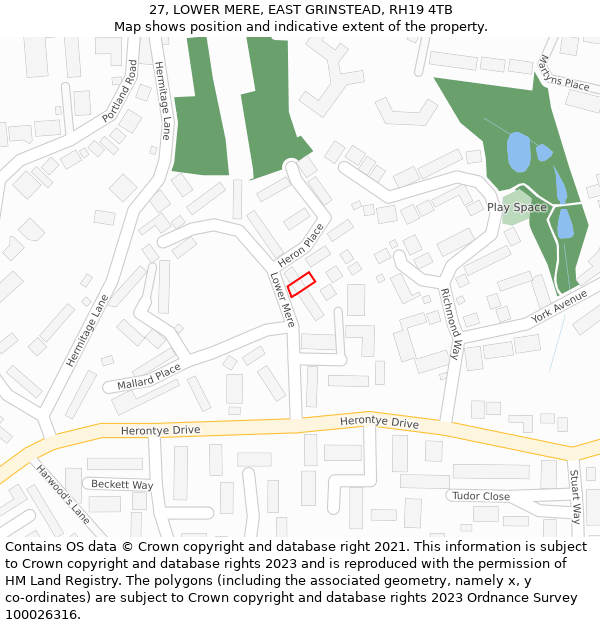 27, LOWER MERE, EAST GRINSTEAD, RH19 4TB: Location map and indicative extent of plot