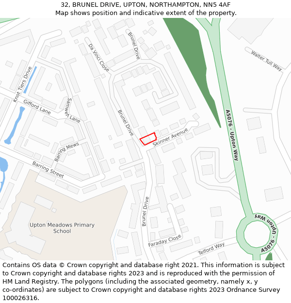 32, BRUNEL DRIVE, UPTON, NORTHAMPTON, NN5 4AF: Location map and indicative extent of plot
