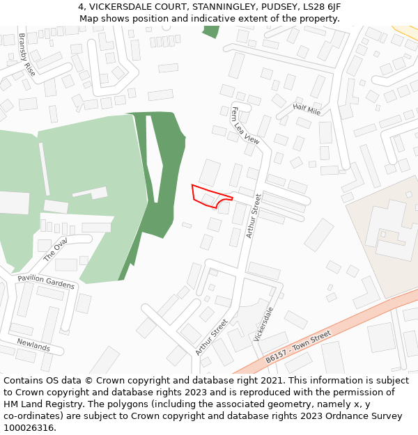 4, VICKERSDALE COURT, STANNINGLEY, PUDSEY, LS28 6JF: Location map and indicative extent of plot
