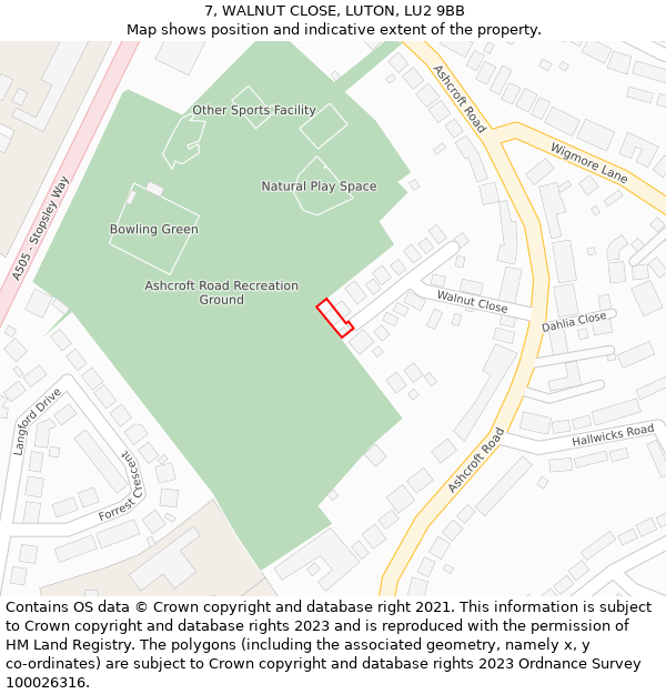 7, WALNUT CLOSE, LUTON, LU2 9BB: Location map and indicative extent of plot