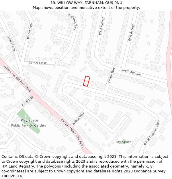 19, WILLOW WAY, FARNHAM, GU9 0NU: Location map and indicative extent of plot