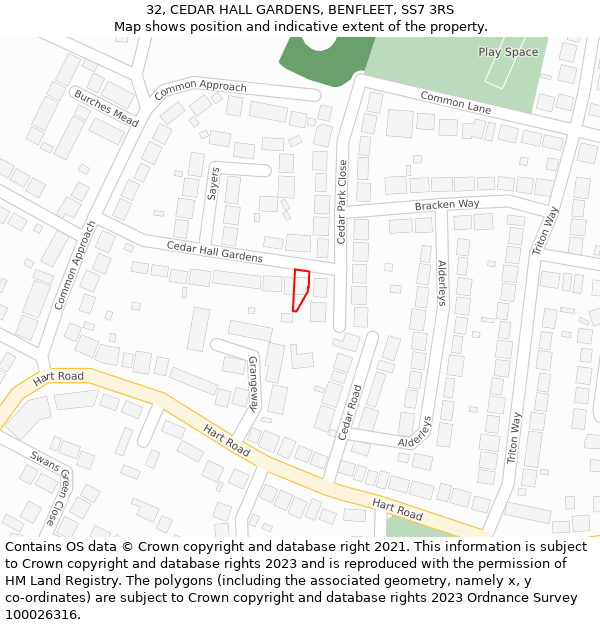 32, CEDAR HALL GARDENS, BENFLEET, SS7 3RS: Location map and indicative extent of plot
