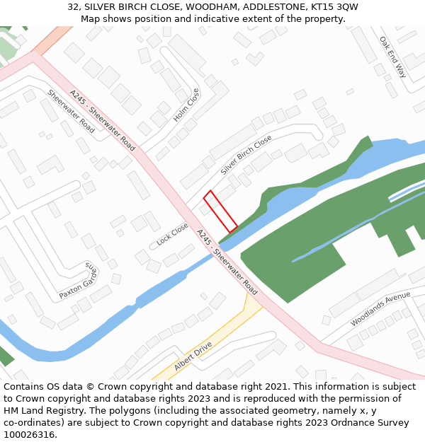 32, SILVER BIRCH CLOSE, WOODHAM, ADDLESTONE, KT15 3QW: Location map and indicative extent of plot