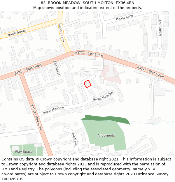 83, BROOK MEADOW, SOUTH MOLTON, EX36 4BN: Location map and indicative extent of plot