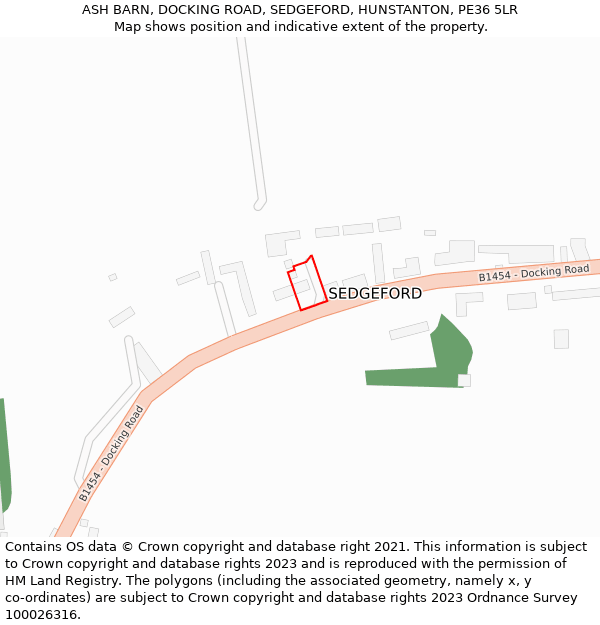 ASH BARN, DOCKING ROAD, SEDGEFORD, HUNSTANTON, PE36 5LR: Location map and indicative extent of plot