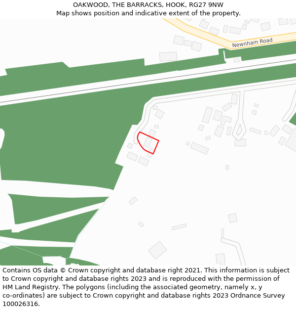 OAKWOOD, THE BARRACKS, HOOK, RG27 9NW: Location map and indicative extent of plot