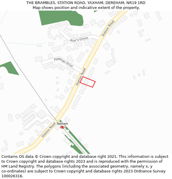 THE BRAMBLES, STATION ROAD, YAXHAM, DEREHAM, NR19 1RD: Location map and indicative extent of plot