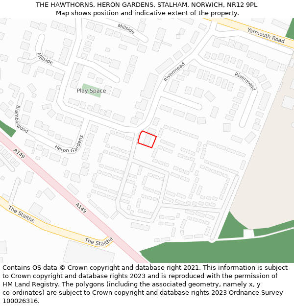 THE HAWTHORNS, HERON GARDENS, STALHAM, NORWICH, NR12 9PL: Location map and indicative extent of plot