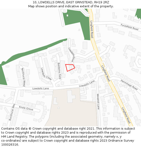 10, LOWDELLS DRIVE, EAST GRINSTEAD, RH19 2RZ: Location map and indicative extent of plot