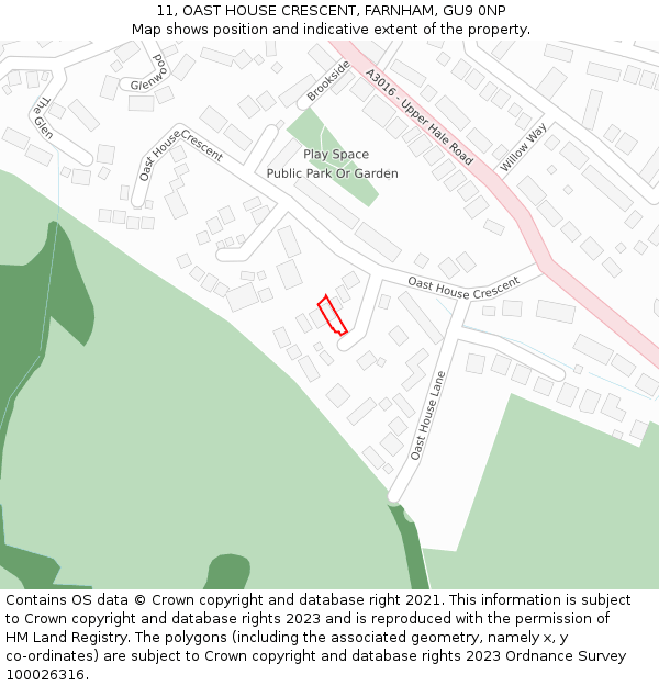 11, OAST HOUSE CRESCENT, FARNHAM, GU9 0NP: Location map and indicative extent of plot