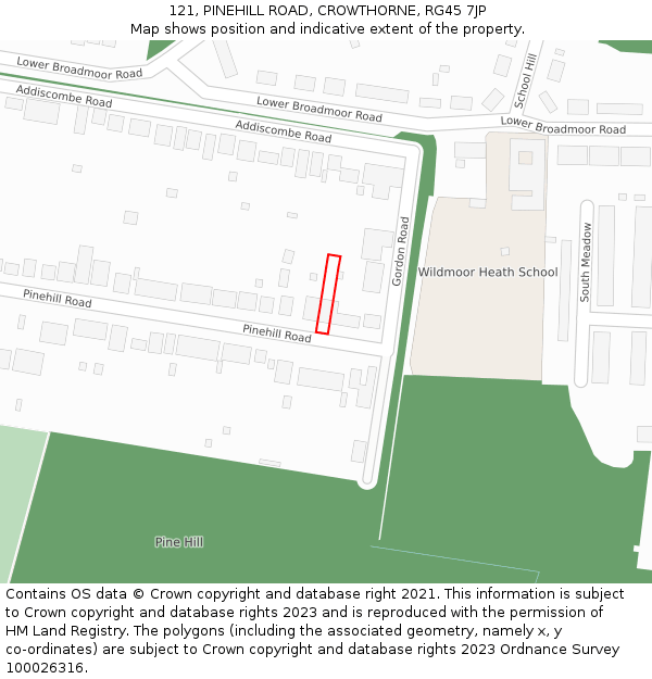 121, PINEHILL ROAD, CROWTHORNE, RG45 7JP: Location map and indicative extent of plot
