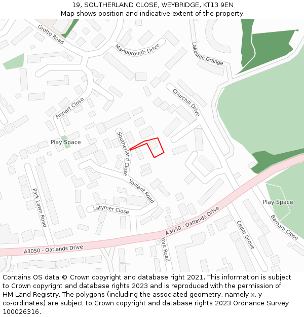 19, SOUTHERLAND CLOSE, WEYBRIDGE, KT13 9EN: Location map and indicative extent of plot