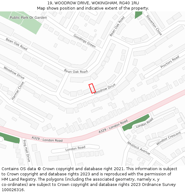 19, WOODROW DRIVE, WOKINGHAM, RG40 1RU: Location map and indicative extent of plot