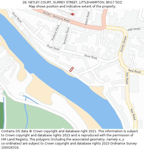 28, NETLEY COURT, SURREY STREET, LITTLEHAMPTON, BN17 5DZ: Location map and indicative extent of plot