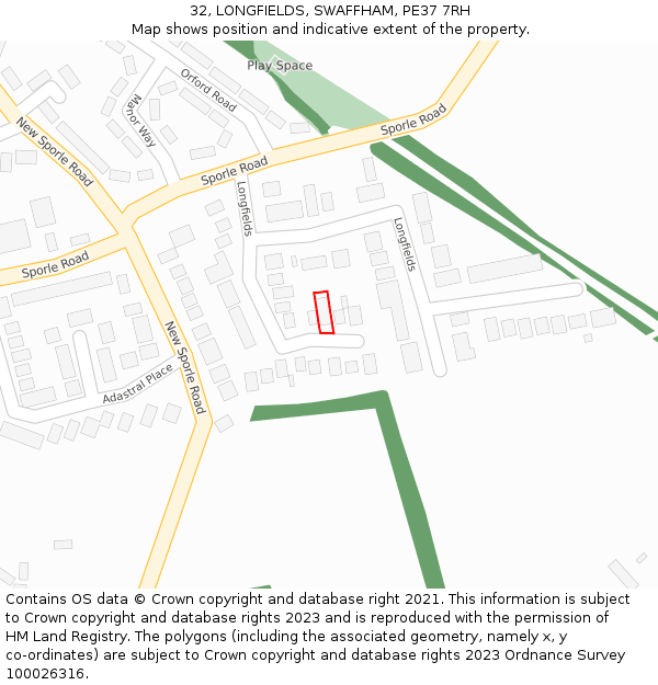 32, LONGFIELDS, SWAFFHAM, PE37 7RH: Location map and indicative extent of plot