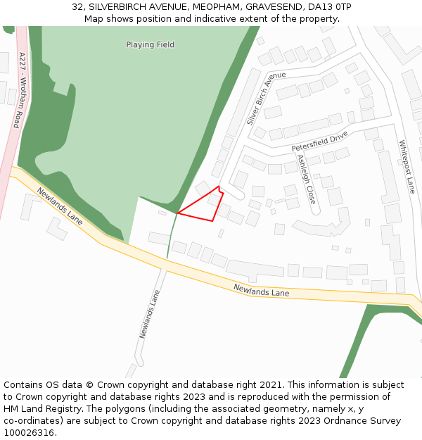 32, SILVERBIRCH AVENUE, MEOPHAM, GRAVESEND, DA13 0TP: Location map and indicative extent of plot