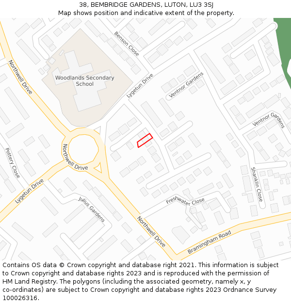 38, BEMBRIDGE GARDENS, LUTON, LU3 3SJ: Location map and indicative extent of plot