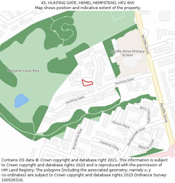 45, HUNTING GATE, HEMEL HEMPSTEAD, HP2 6NY: Location map and indicative extent of plot