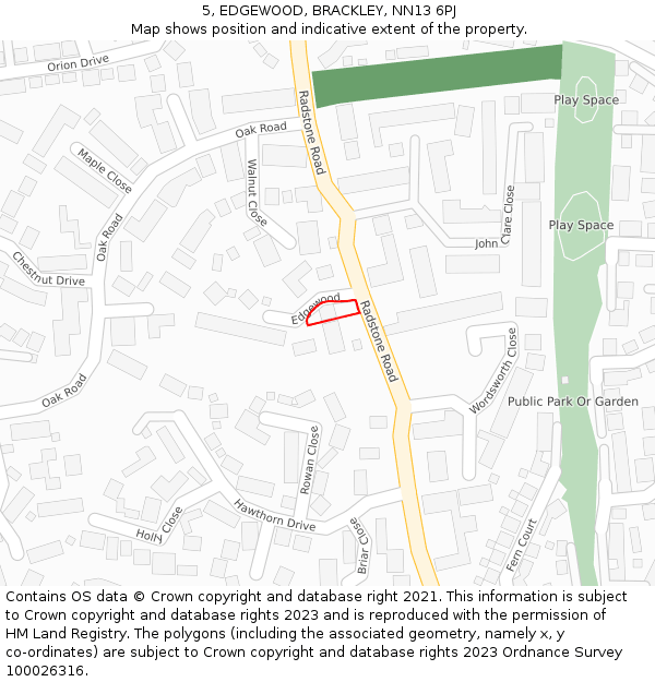 5, EDGEWOOD, BRACKLEY, NN13 6PJ: Location map and indicative extent of plot