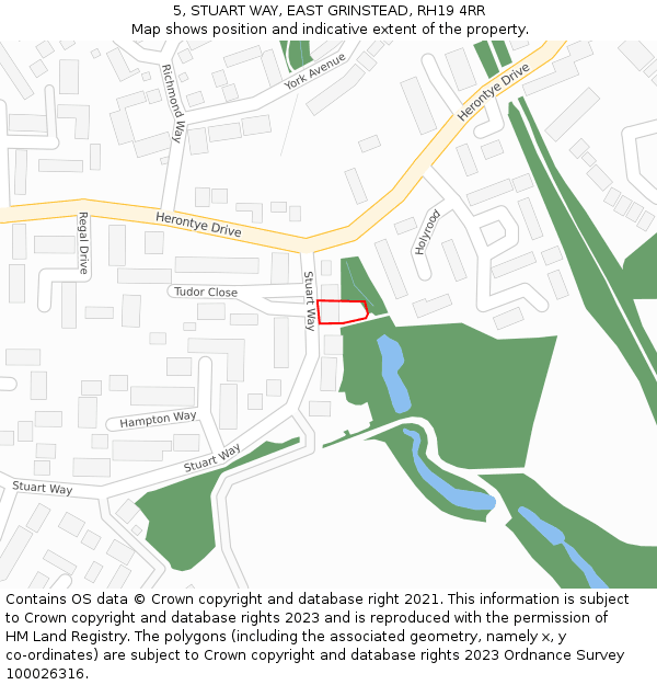 5, STUART WAY, EAST GRINSTEAD, RH19 4RR: Location map and indicative extent of plot