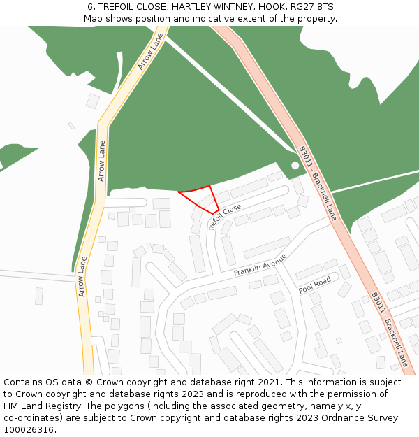 6, TREFOIL CLOSE, HARTLEY WINTNEY, HOOK, RG27 8TS: Location map and indicative extent of plot