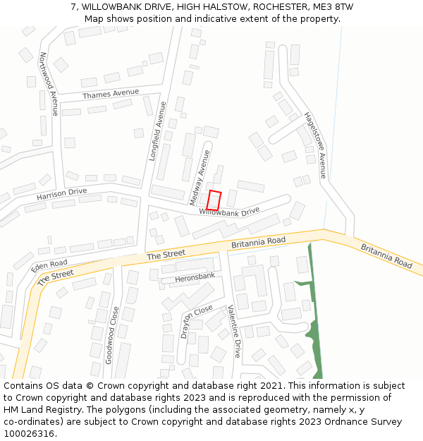 7, WILLOWBANK DRIVE, HIGH HALSTOW, ROCHESTER, ME3 8TW: Location map and indicative extent of plot