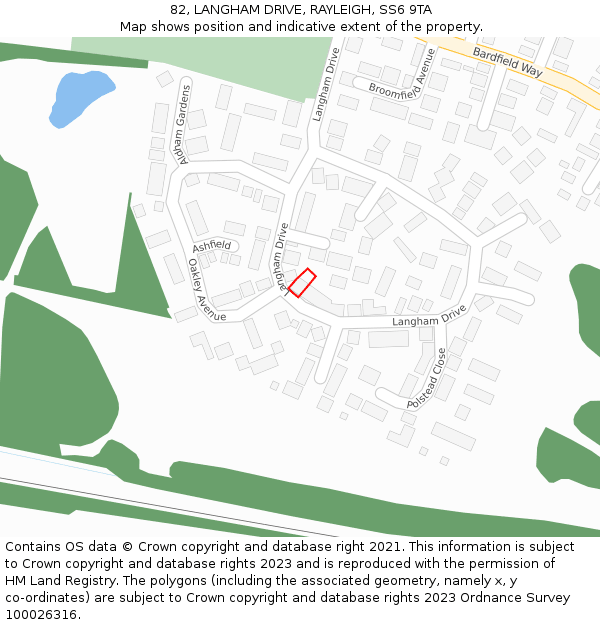 82, LANGHAM DRIVE, RAYLEIGH, SS6 9TA: Location map and indicative extent of plot