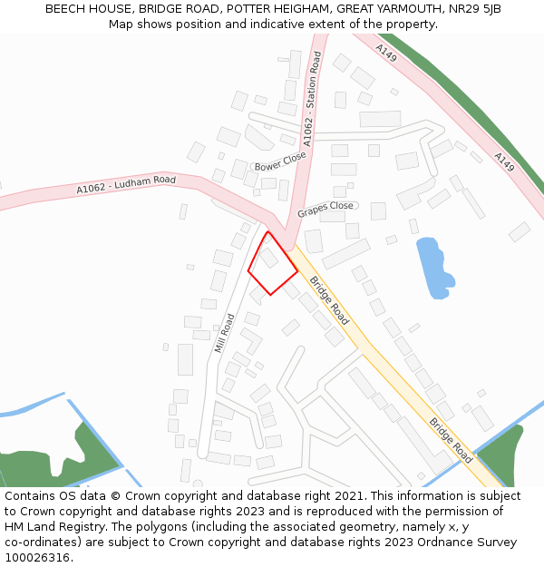 BEECH HOUSE, BRIDGE ROAD, POTTER HEIGHAM, GREAT YARMOUTH, NR29 5JB: Location map and indicative extent of plot