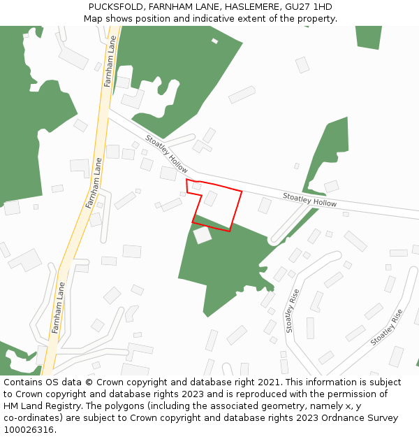 PUCKSFOLD, FARNHAM LANE, HASLEMERE, GU27 1HD: Location map and indicative extent of plot