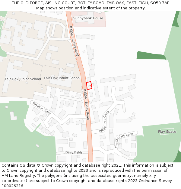 THE OLD FORGE, AISLING COURT, BOTLEY ROAD, FAIR OAK, EASTLEIGH, SO50 7AP: Location map and indicative extent of plot