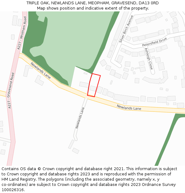 TRIPLE OAK, NEWLANDS LANE, MEOPHAM, GRAVESEND, DA13 0RD: Location map and indicative extent of plot