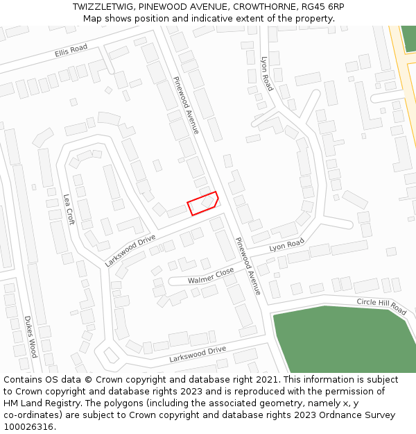 TWIZZLETWIG, PINEWOOD AVENUE, CROWTHORNE, RG45 6RP: Location map and indicative extent of plot