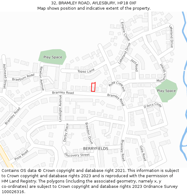 32, BRAMLEY ROAD, AYLESBURY, HP18 0XF: Location map and indicative extent of plot