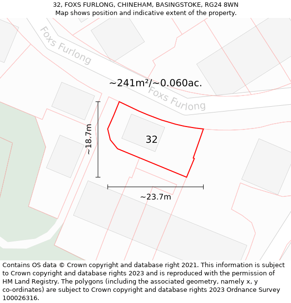 32, FOXS FURLONG, CHINEHAM, BASINGSTOKE, RG24 8WN: Plot and title map