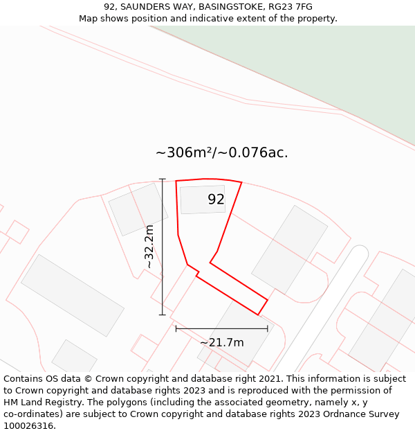 92, SAUNDERS WAY, BASINGSTOKE, RG23 7FG: Plot and title map