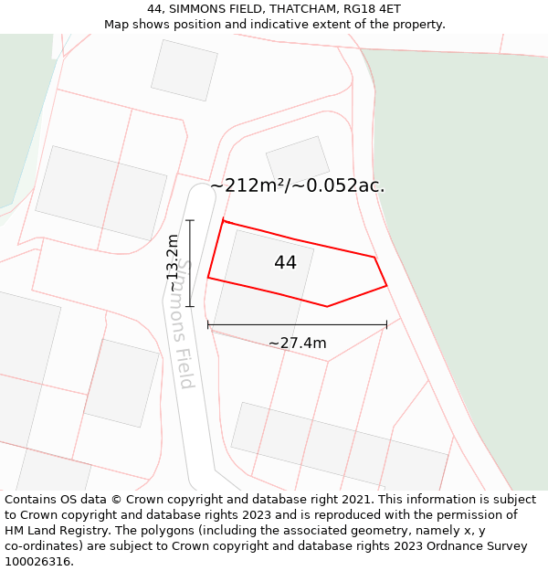 44, SIMMONS FIELD, THATCHAM, RG18 4ET: Plot and title map