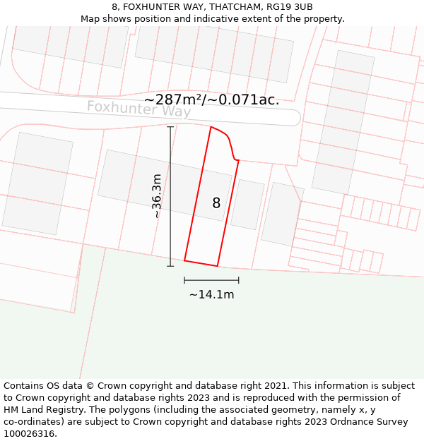 8, FOXHUNTER WAY, THATCHAM, RG19 3UB: Plot and title map