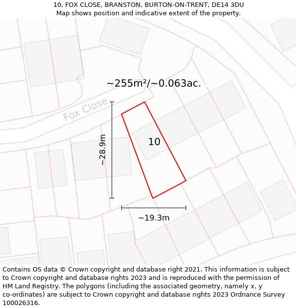 10, FOX CLOSE, BRANSTON, BURTON-ON-TRENT, DE14 3DU: Plot and title map