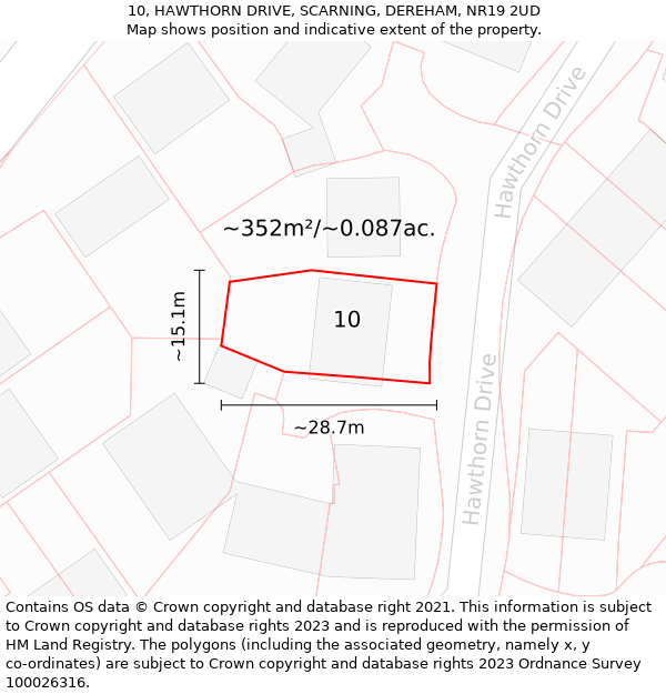 10, HAWTHORN DRIVE, SCARNING, DEREHAM, NR19 2UD: Plot and title map
