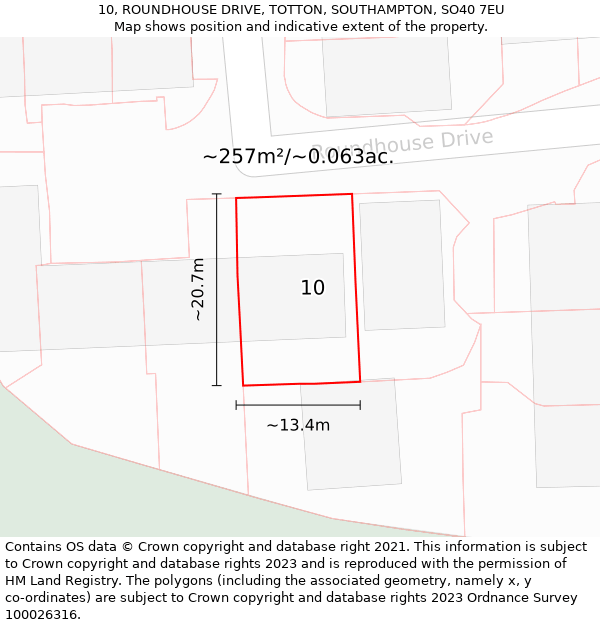 10, ROUNDHOUSE DRIVE, TOTTON, SOUTHAMPTON, SO40 7EU: Plot and title map