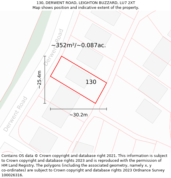 130, DERWENT ROAD, LEIGHTON BUZZARD, LU7 2XT: Plot and title map