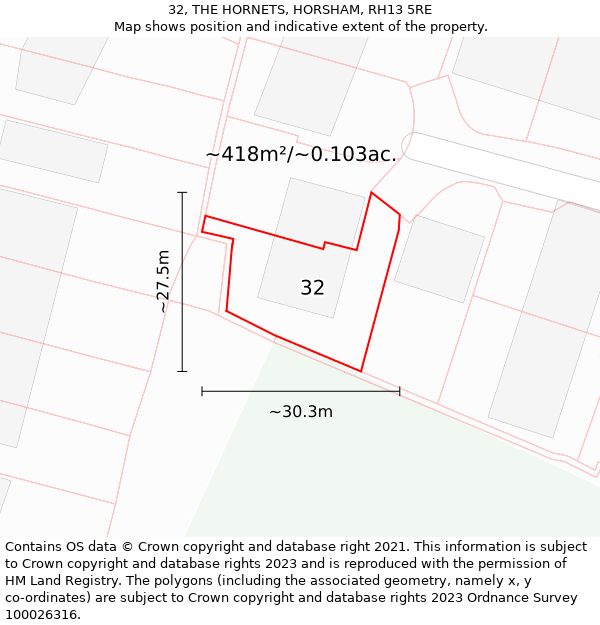 32, THE HORNETS, HORSHAM, RH13 5RE: Plot and title map