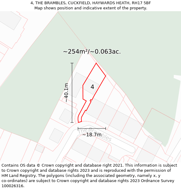 4, THE BRAMBLES, CUCKFIELD, HAYWARDS HEATH, RH17 5BF: Plot and title map