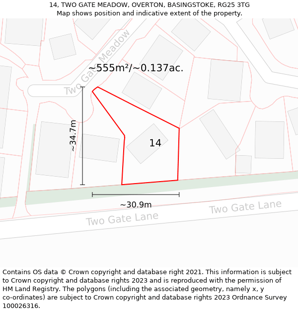 14, TWO GATE MEADOW, OVERTON, BASINGSTOKE, RG25 3TG: Plot and title map